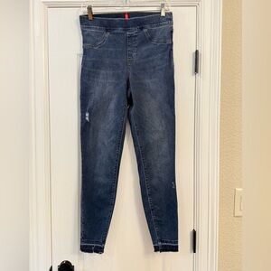 Spanx Distressed Ankle Skinny Jeans Women’s Size Medium Raw Hem Stretch Denim